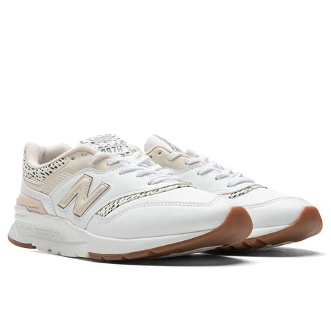 new balance 997h white