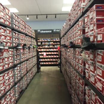new balance factory outlet store avon ma
