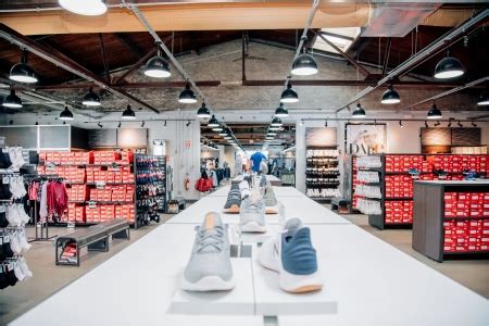 new balance factory store brighton