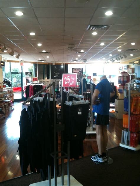 new balance store raleigh nc