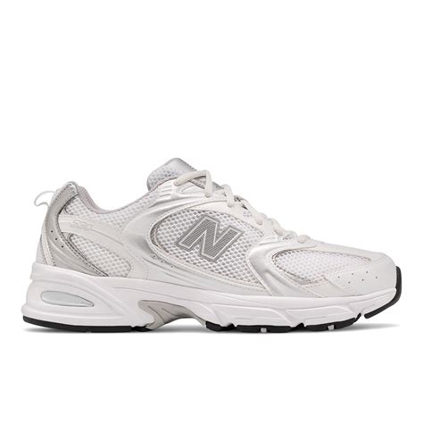 new balance unisex 530 sneakers in white