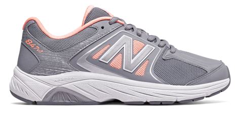 new balance women's sneakers 847v3