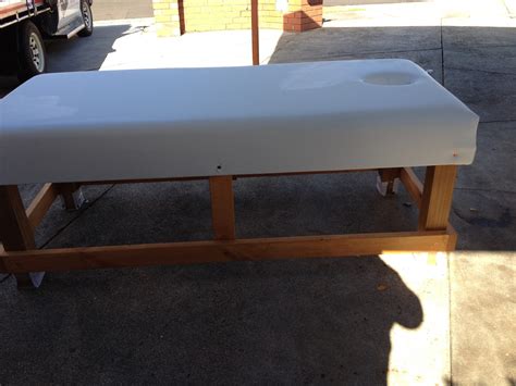 New Massage Table White