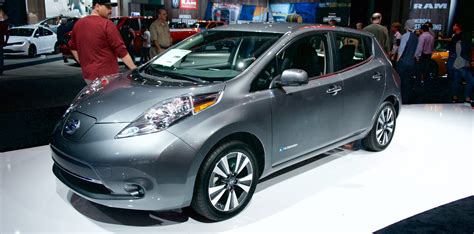 new nissan leaf for sale near me price