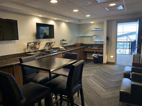 new orleans pelicans suites