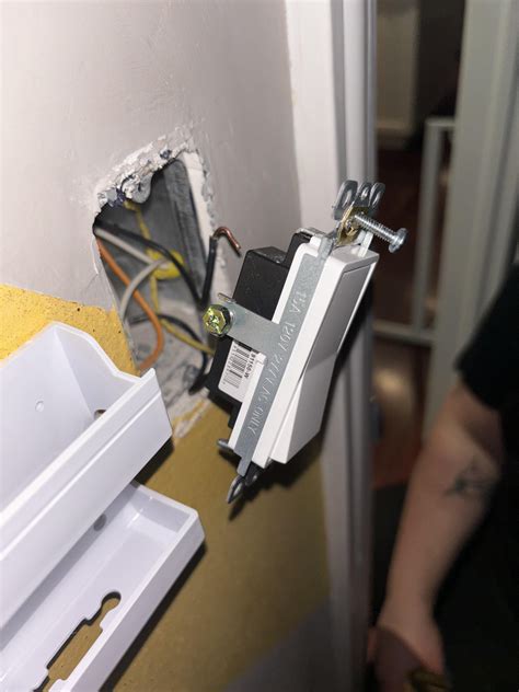 New Outlet Not Working With Switch