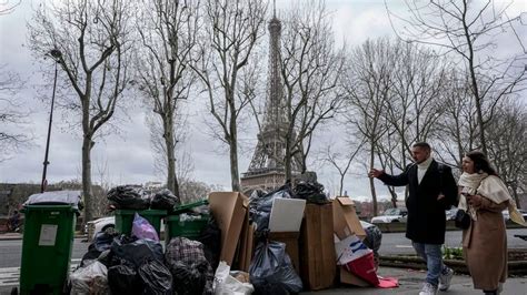 New Paris Dump