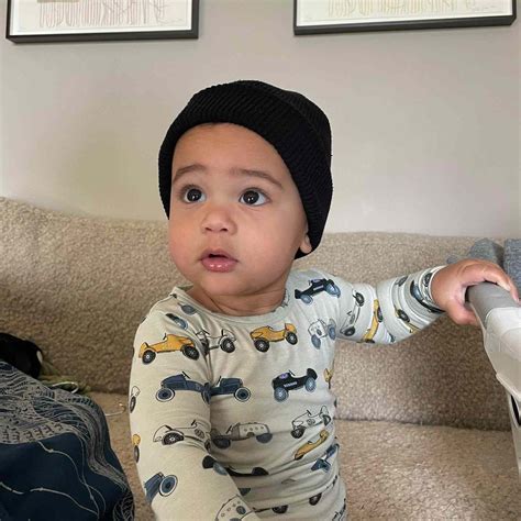 new pictures of kylie jenner son