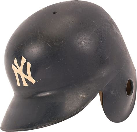 new york yankees batting helmet