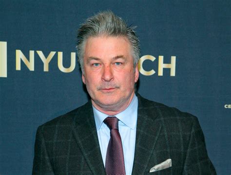 news about alec baldwin shooting