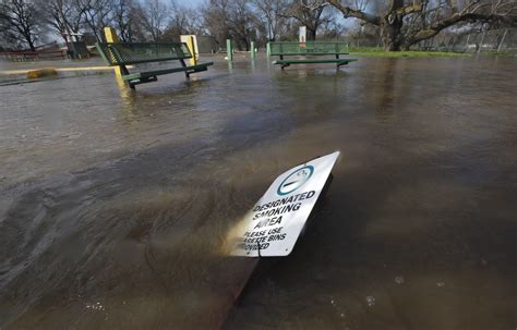 news on california flooding