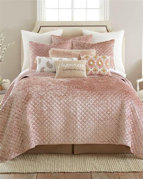 Next Blush Pink Throws