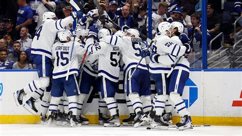 nhl hockey maple leafs