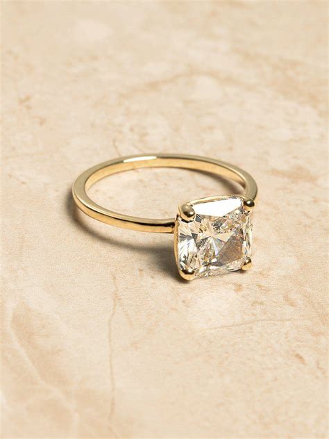 nice engagement rings under $2000