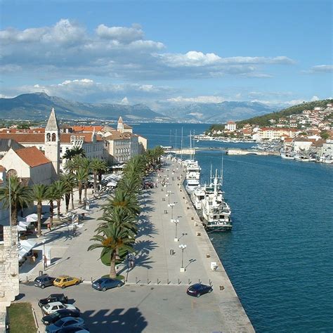 <h4>Niche Touring</h4>