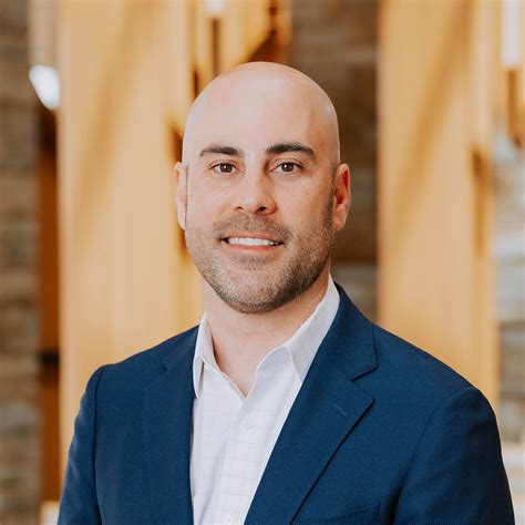 Unveiling Nick Floyd's惊人创新：揭秘行业领导者