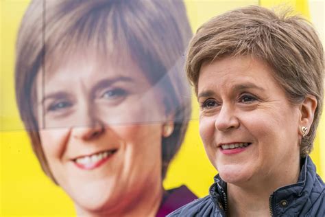 nicola sturgeon to resign