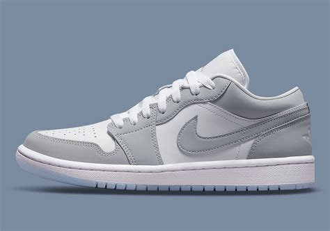 Nike air jordan 1 low grey and white