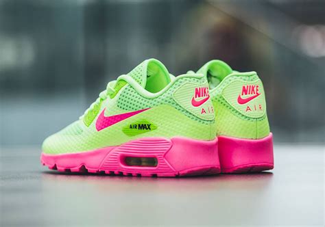 Nike air max 90 pink and green