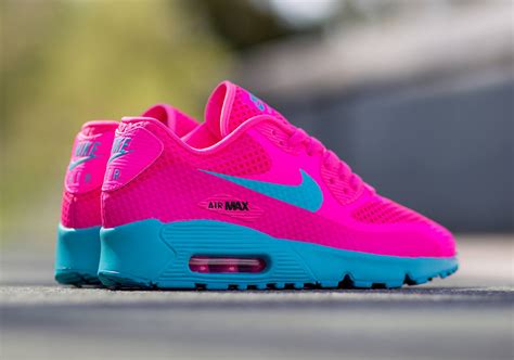 Nike air max blue and pink shoes