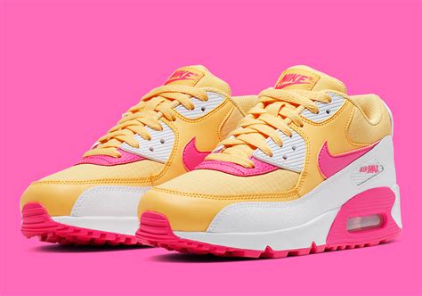 Nike air max pink blue and yellow