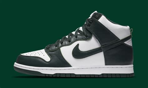 nike dunk release date