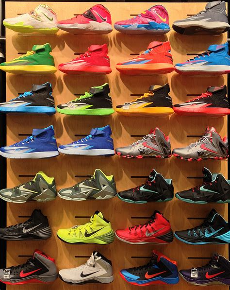 nike shoes at mall