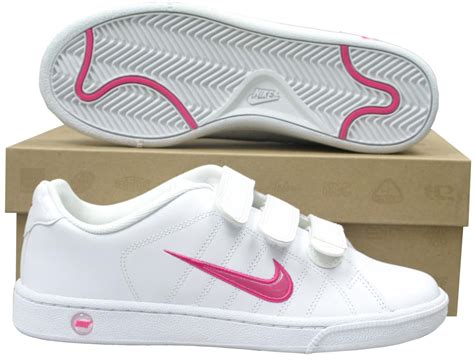 nike shoes with velcro strap