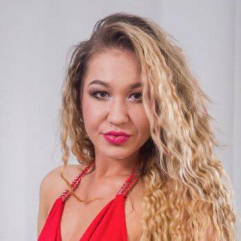 Unveiling the Mysterious Nikki Dikki: A Surprising Revelation