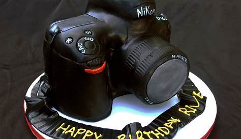 Sweet T's Cake Design Nikon D700 Camera Cake