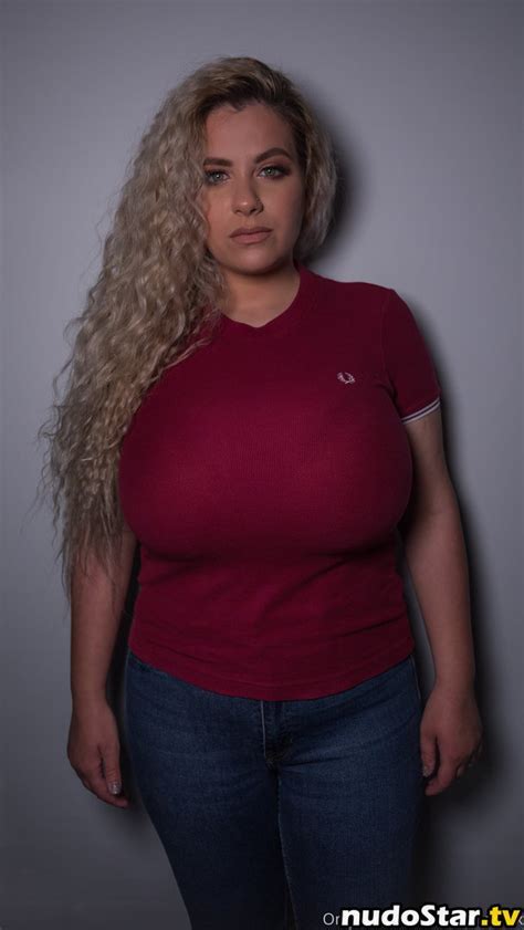ninaphoenix chrissy dion onlyfans 12