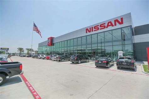 nissan dealer in texas