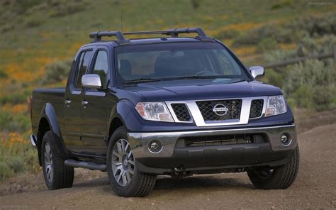 nissan frontier reviews 2010