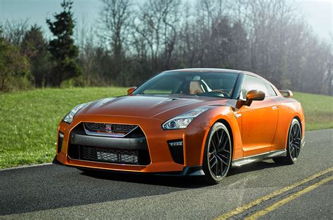 nissan gtr 2017 price