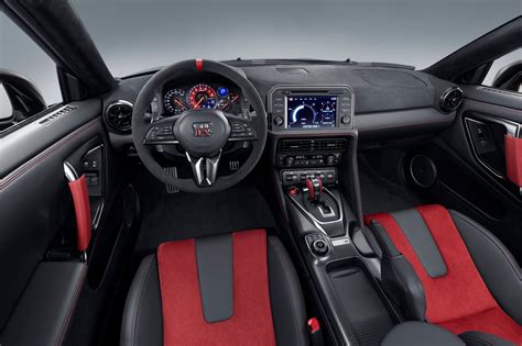 nissan gtr 2020 interior