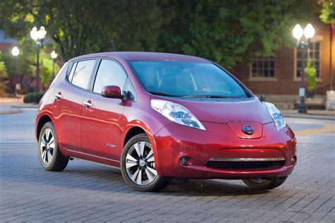 nissan leaf 2017 range miles