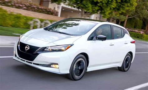 nissan leaf 2023 precio