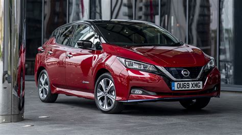 nissan leaf reviews 2020 uk