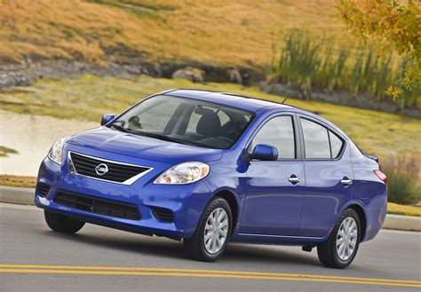 nissan versa 2014 review