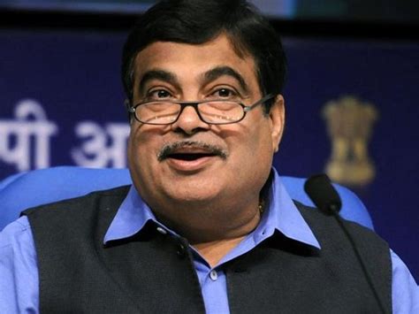 nitin gadkari caste