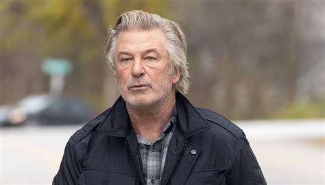 no charges for alec baldwin