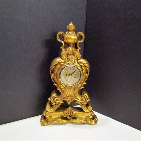 Noco Jewels Clock