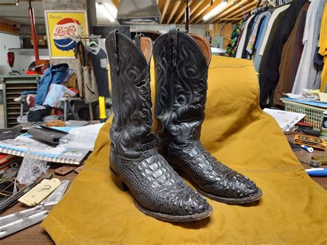 nocona nile crocodile boots