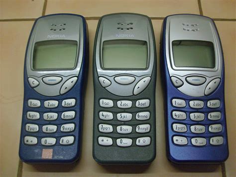 nokia 3210 mobile phone