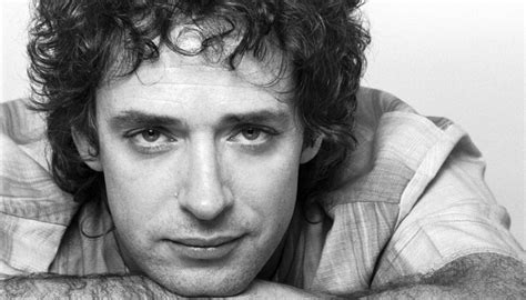 nombre completo de gustavo cerati