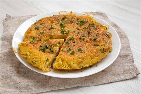 Noodle Omelette