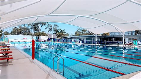 north rockhampton swimming pool