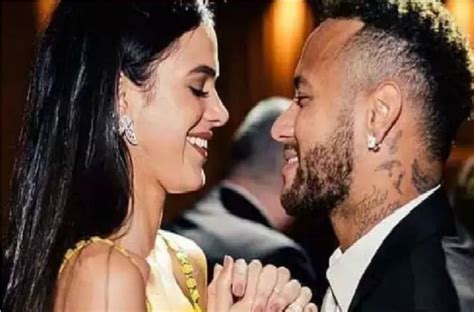 noticias de neymar e bruna marquezine