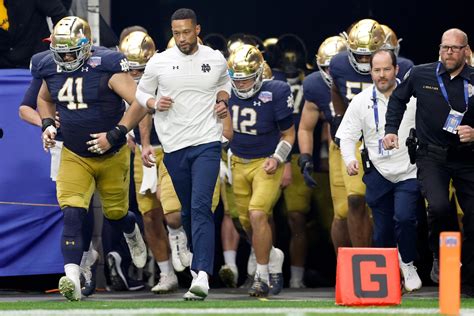 notre dame coaching staff salaries