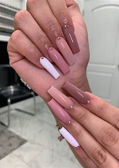 Get The Trendy Look With Nude Acrylic Nails In 2023